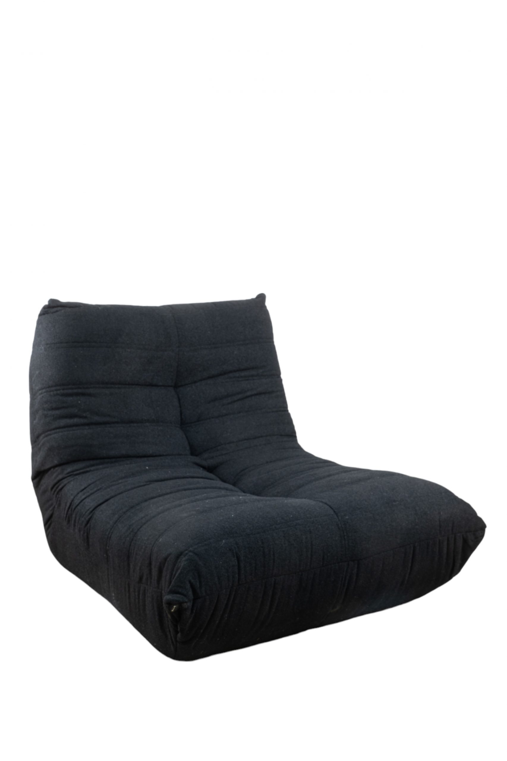 BLACK LAZY CHAIR