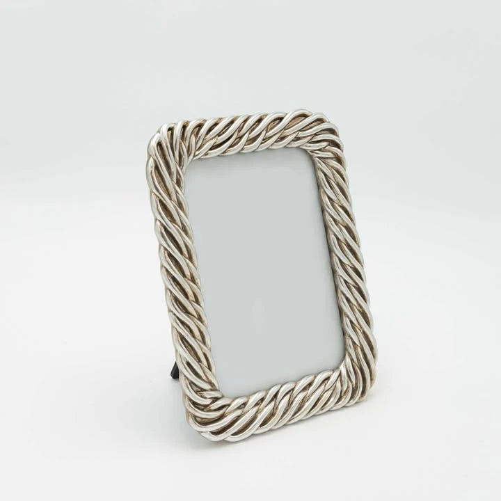 SILVER PHOTO BRAIDED FRAME