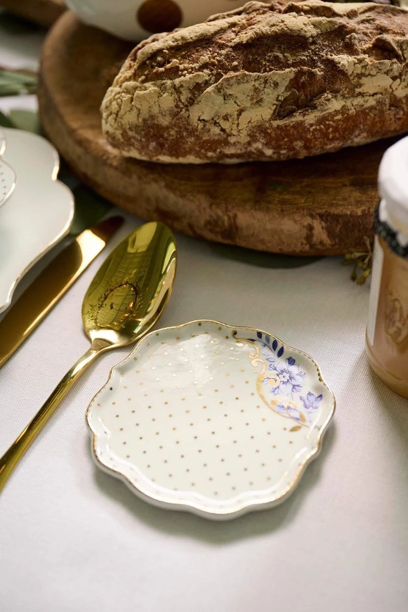 ROYAL WHITE COLLECTION PORCELAIN TEA TIP