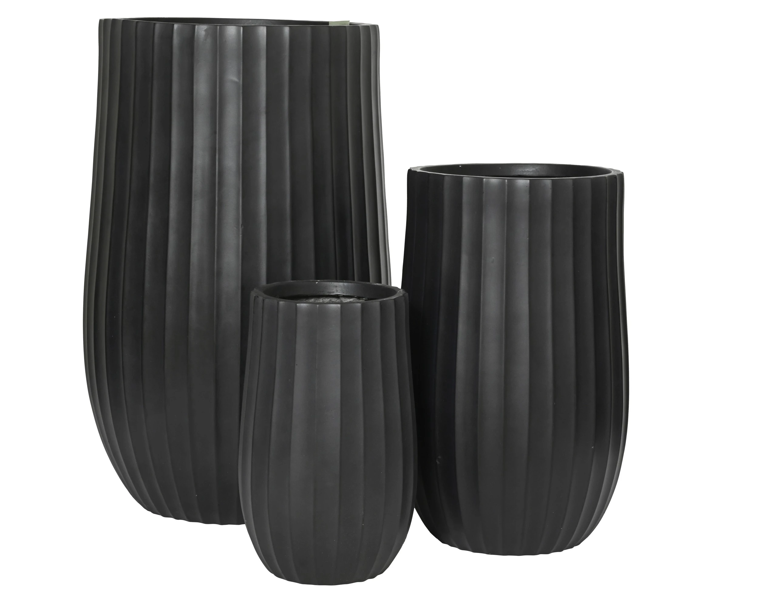 KAE BLACK PLANTER FIBRE CLAY ROUND WIDE RIBS INDOOR/OUTDOOR