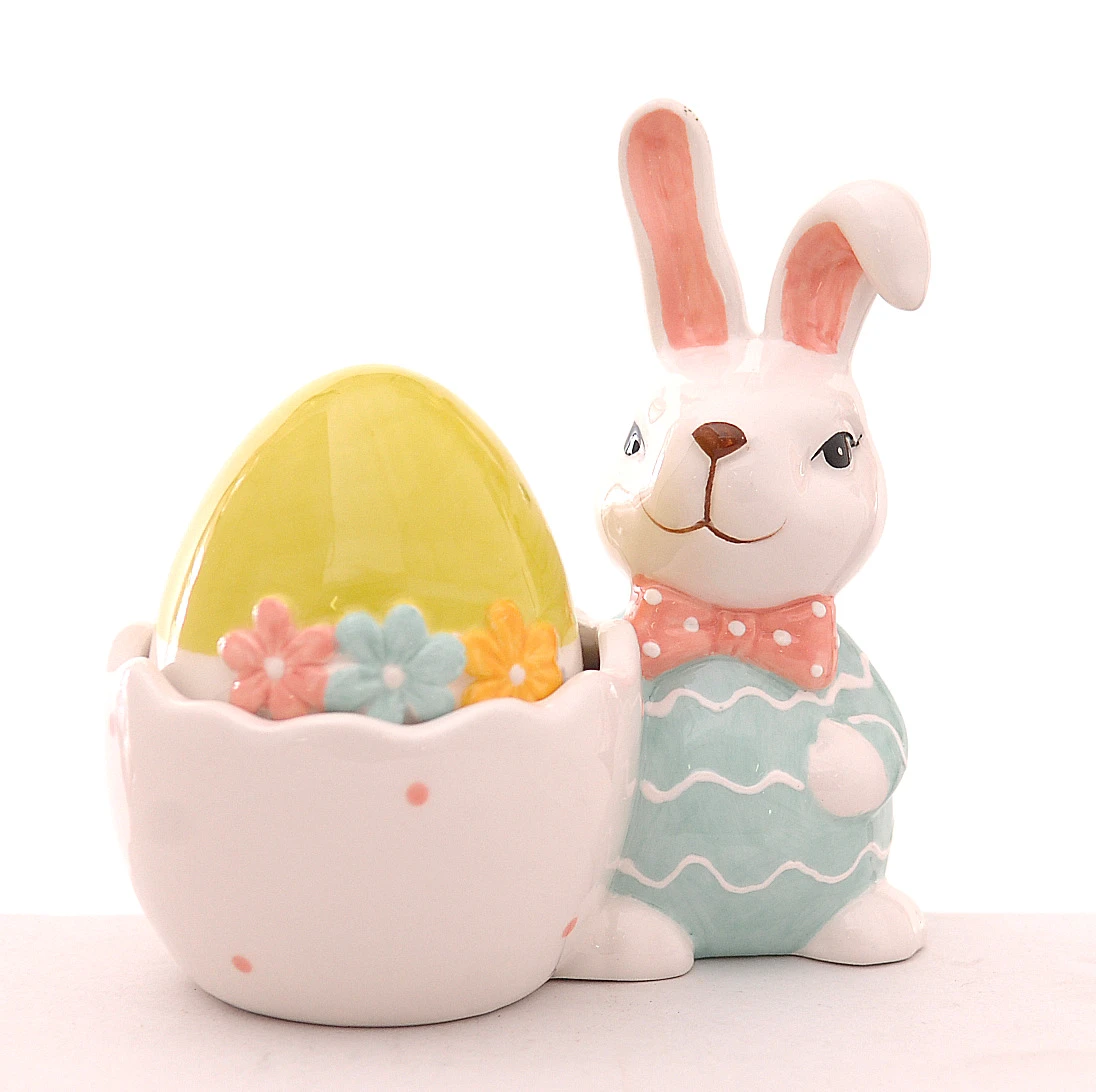 BLUE RABBIT WITH WHITE EGG POT